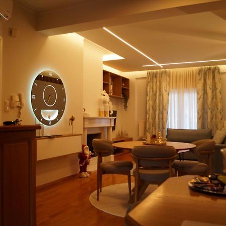 Daphne Luxury Apartment カストリア エクステリア 写真