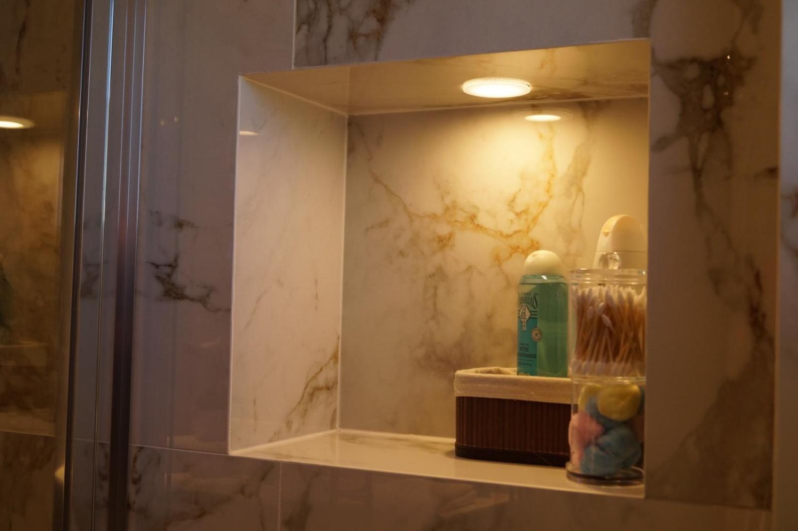 Daphne Luxury Apartment カストリア エクステリア 写真