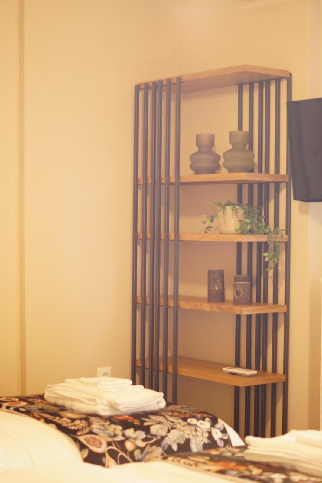 Daphne Luxury Apartment カストリア エクステリア 写真